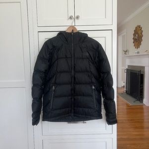The North Face Mens Water Resistant Down Ski Jacket - Small (Black)